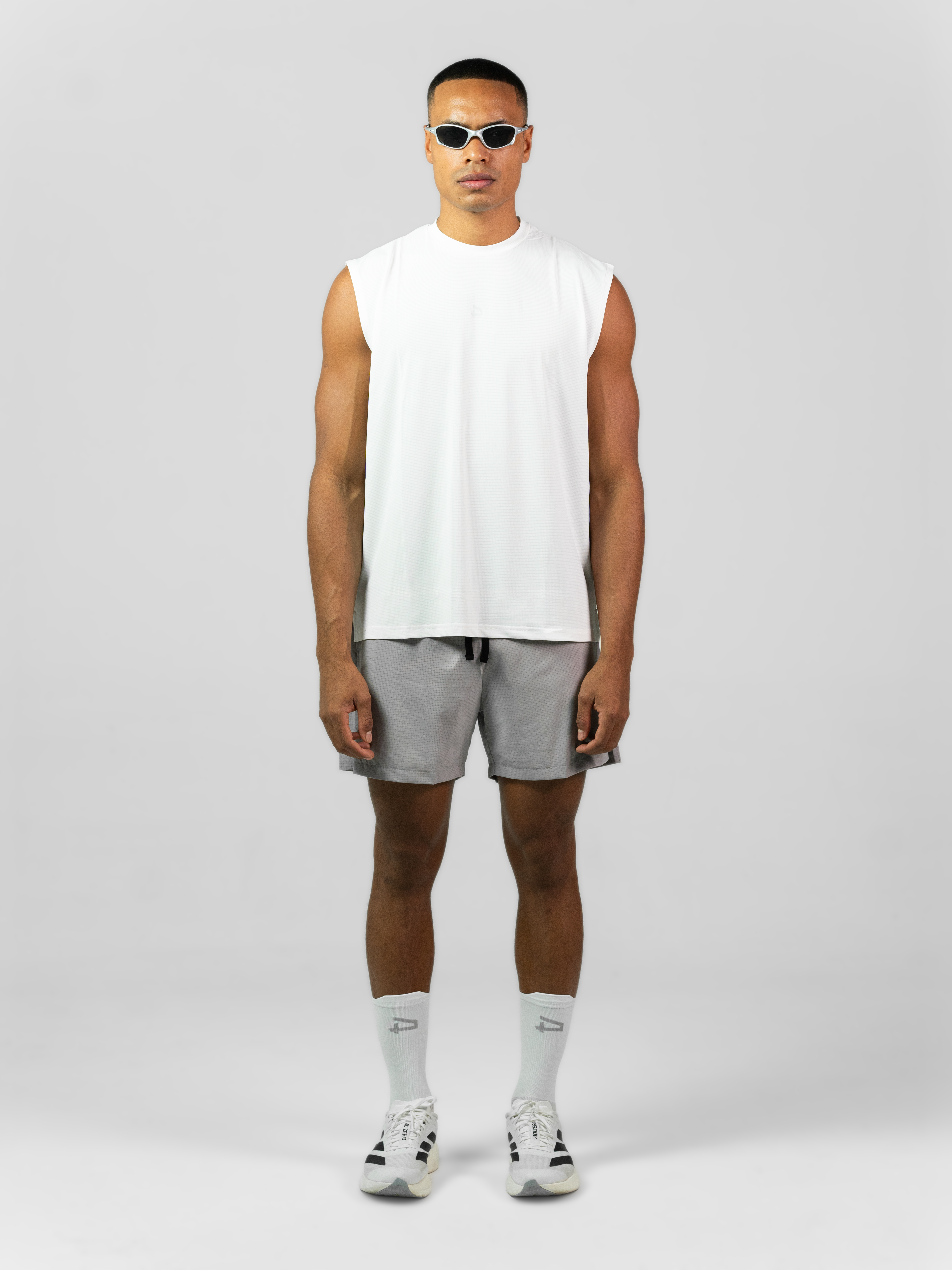 R21 Oversized Tank - White