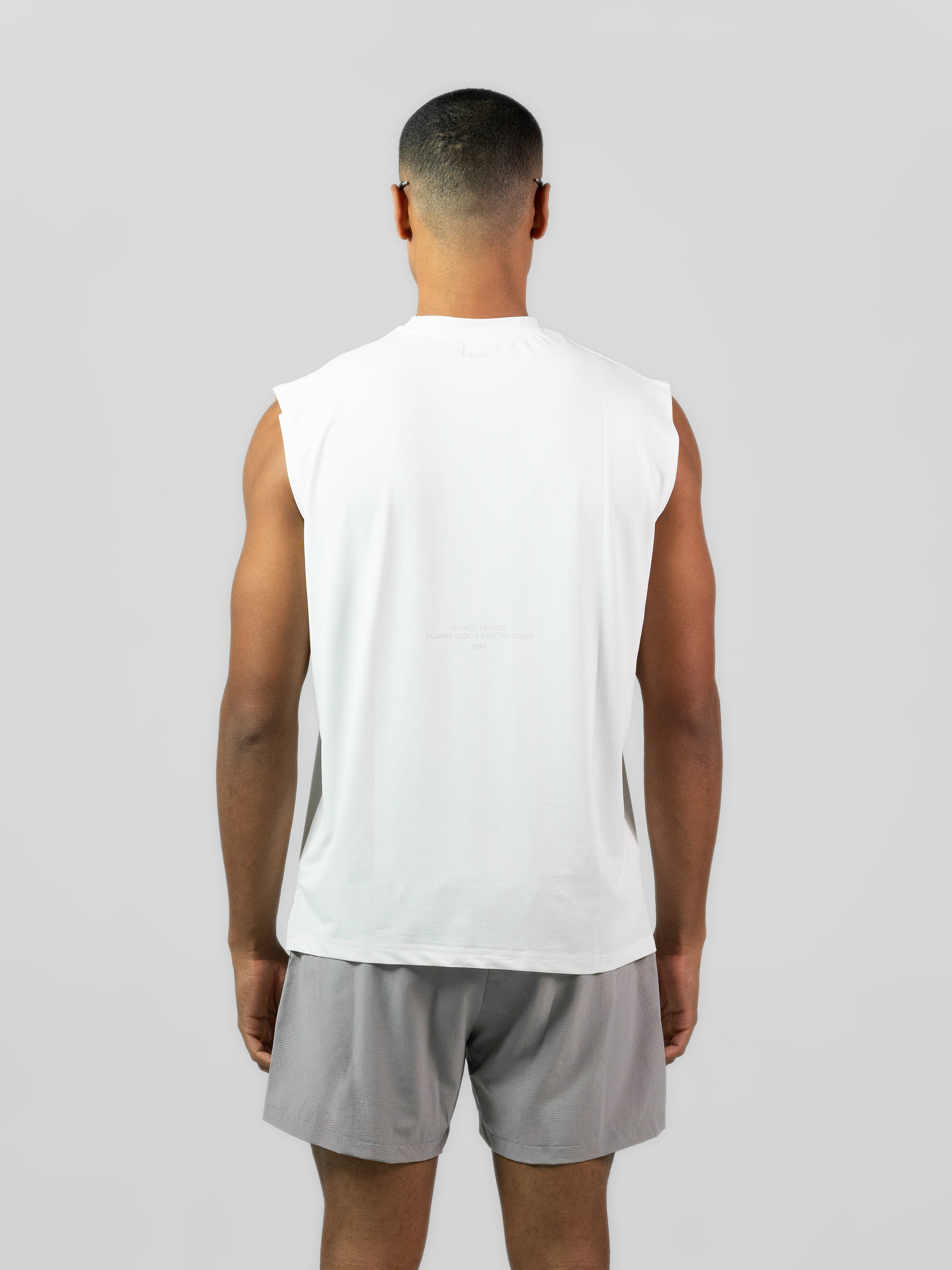 R21 Oversized Tank - White